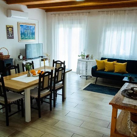 Apartment Village House Ravno Extérieur photo