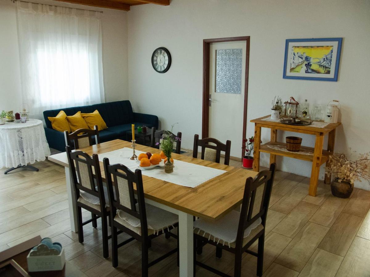 Apartment Village House Ravno Extérieur photo